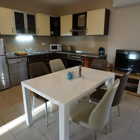 아파트 Sienna Luxury Apartman