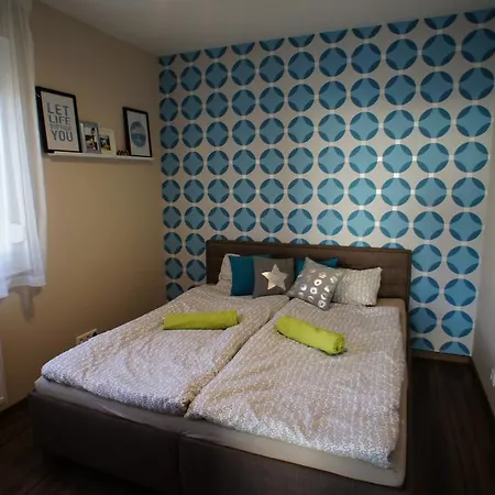 아파트 Sienna Luxury Apartman 시오포크