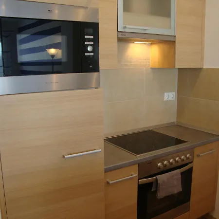 아파트 Sienna Luxury Apartman 시오포크